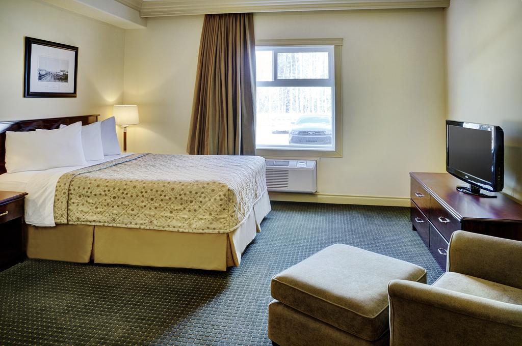 Chateau Nova Hotel Fort Mcmurray Bilik gambar